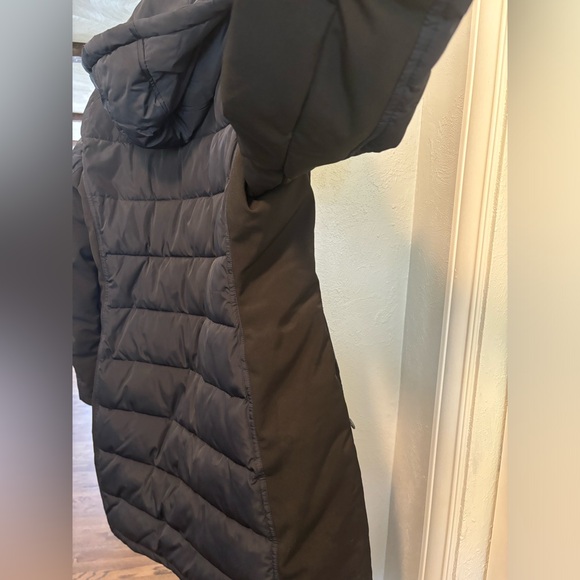 Calvin Klein Performance jacket - Picture 2 of 8